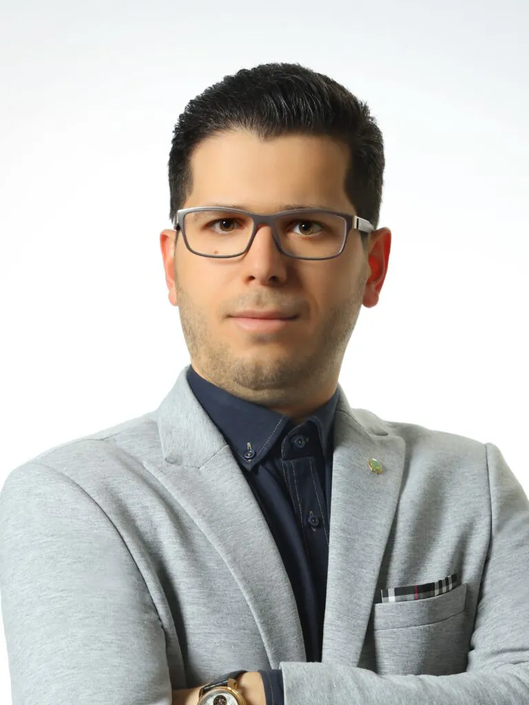 دکتر سعید نجات زادگان