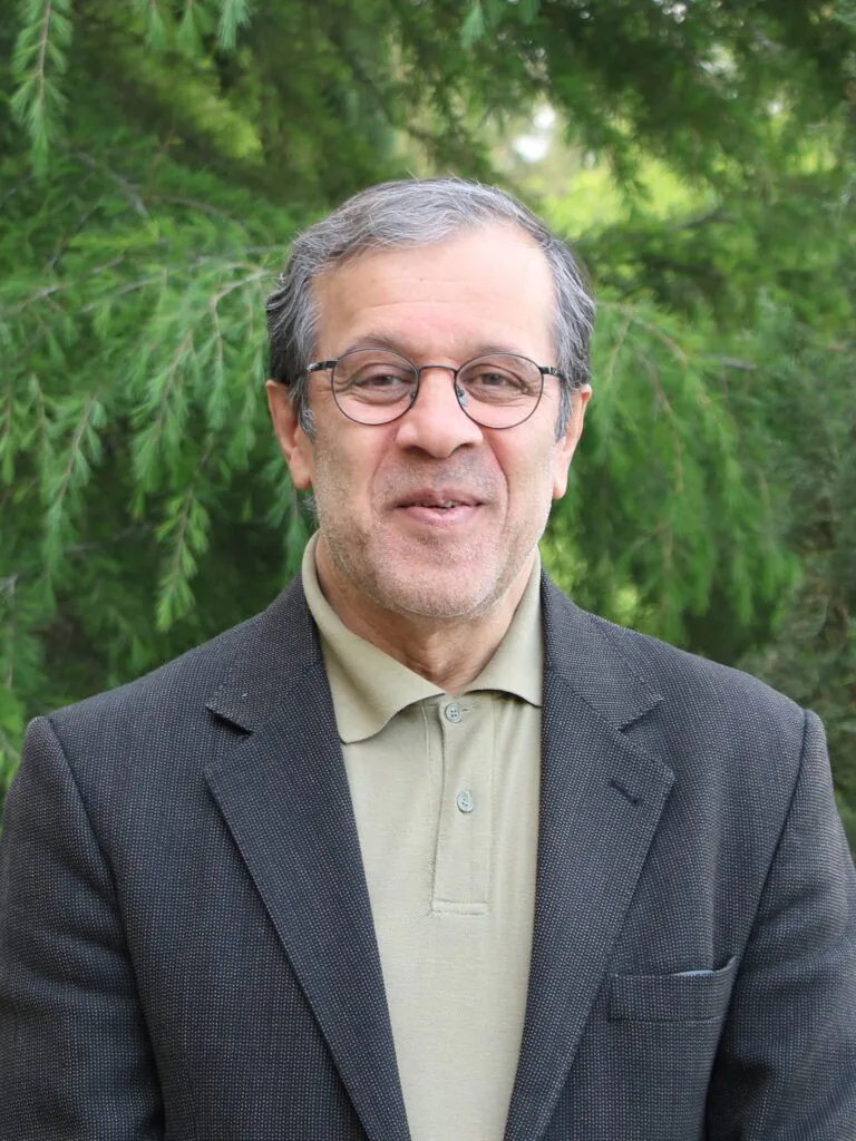 دکتر کامران داوری