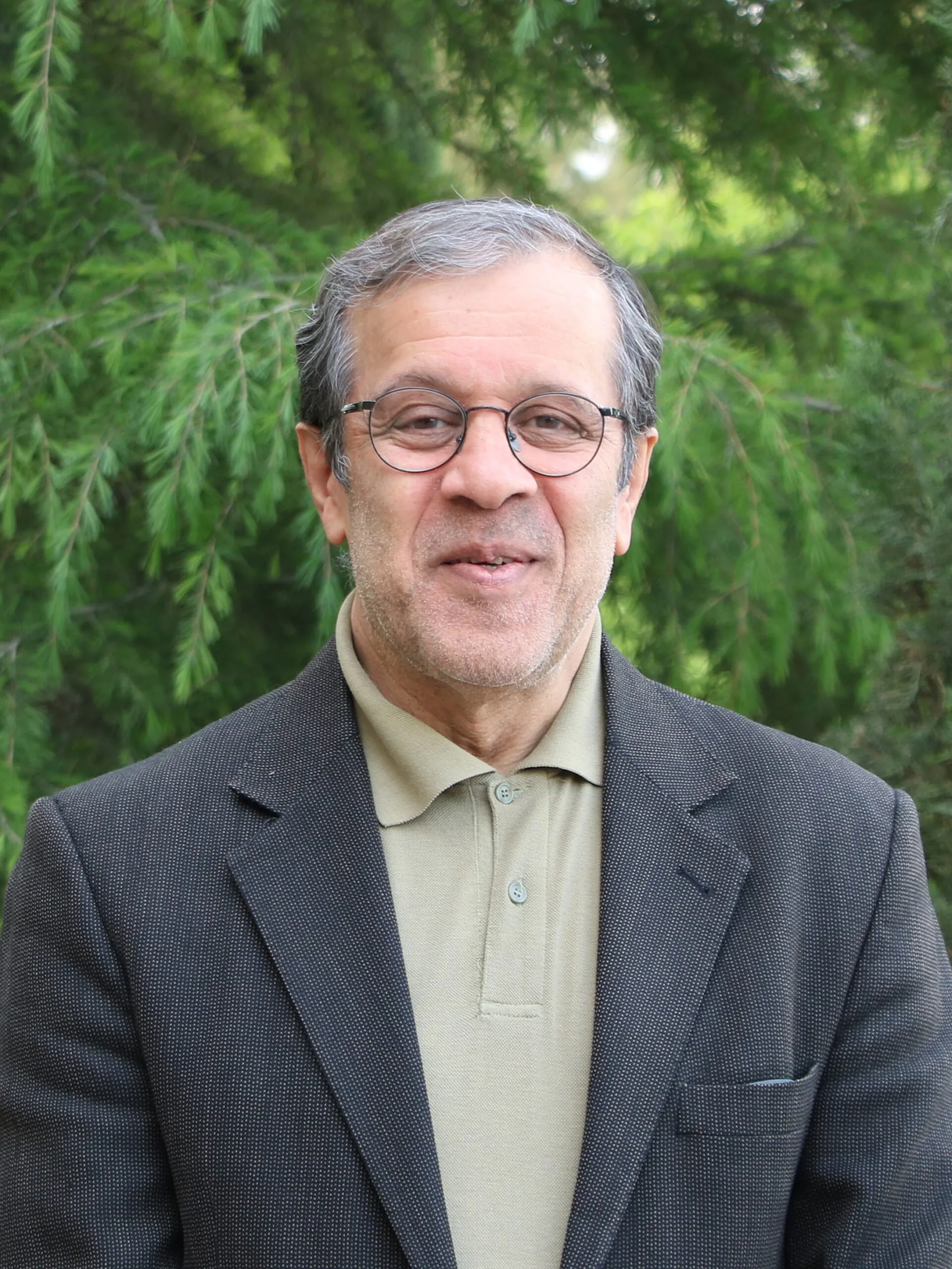 دکتر کامران داوری