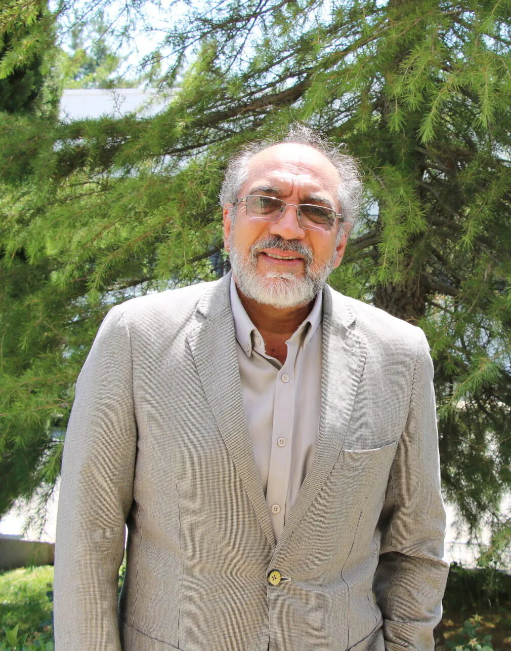 آقای مهندس علی اکبر باقرزاده