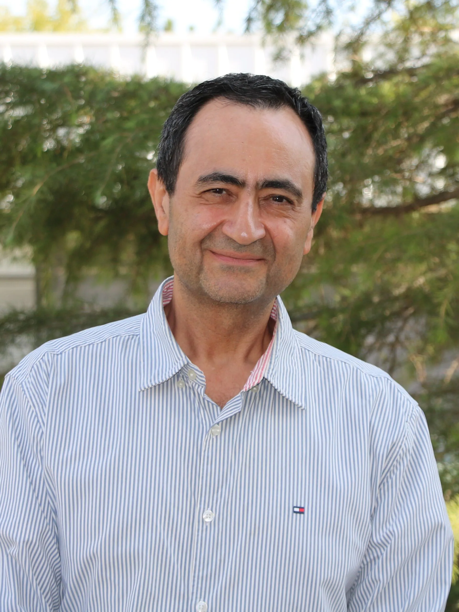 دکتر محمدرضا اکبرزاده توتونچی